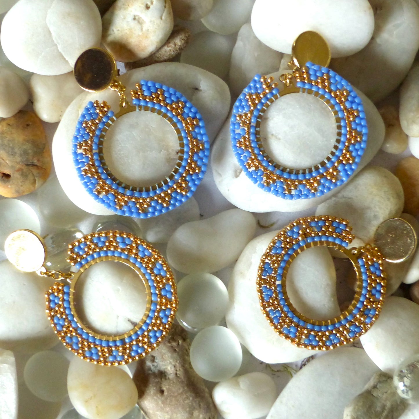 Boucles d'oreilles Soleil bleues et dorées