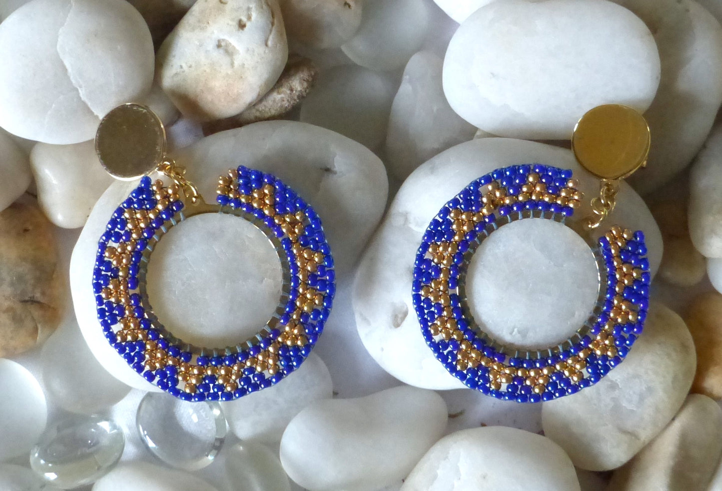 Boucles d'oreilles Soleil bleu cobalt et dorées