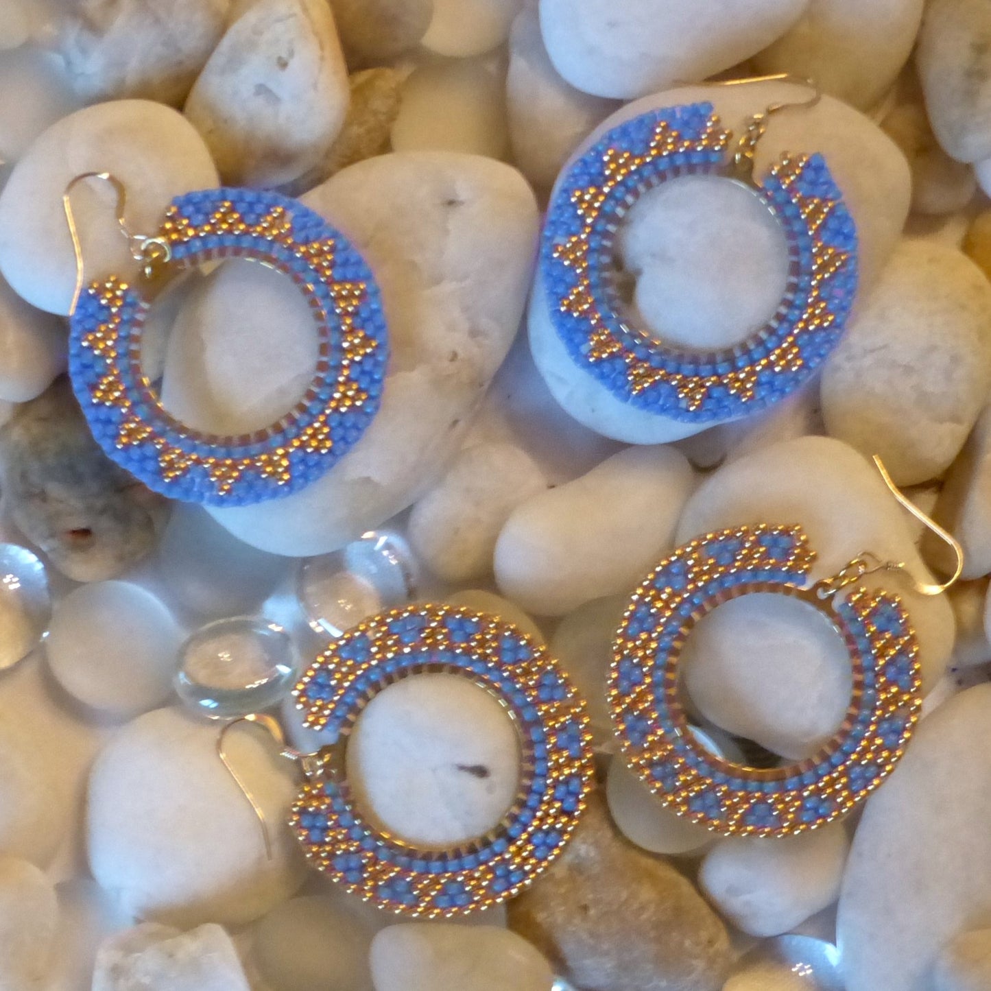 Boucles d'oreilles Soleil bleues et dorées