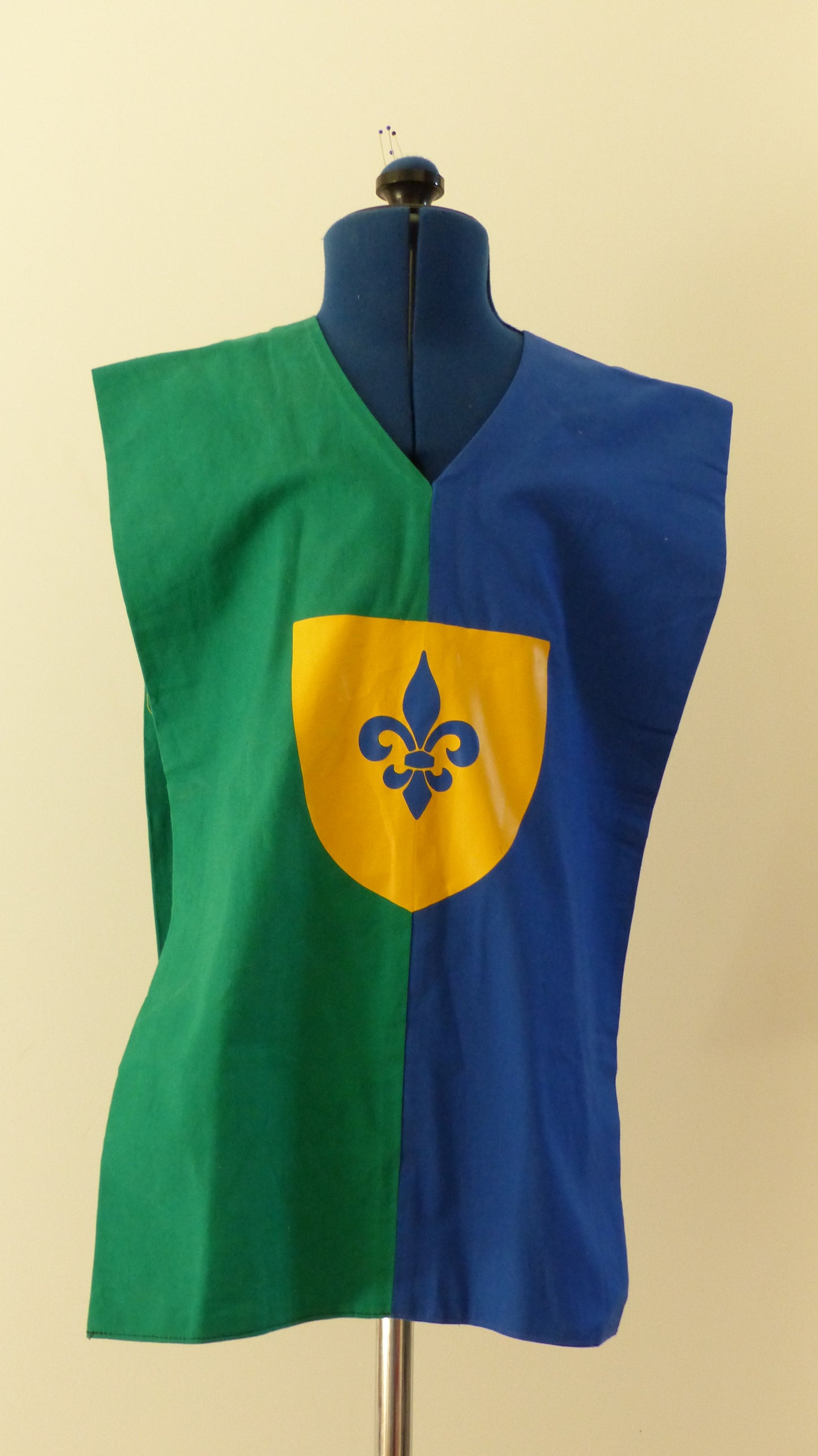 Tunique de Chevalier avec un blason